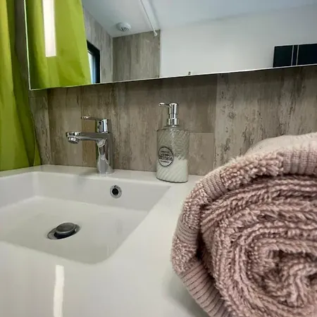 Quarto em Acomodações Particulares Chez Alexandre & Cedric